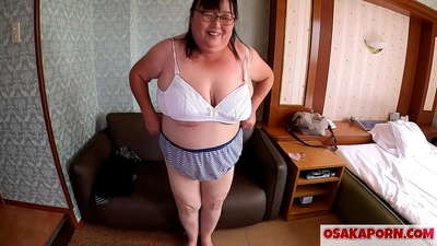 Pinguis Iaponica mom ostendit ei ingens tits et fruitur sex toy. A 51 annos natus mom Asian de eius experientia sexuali loquitur. Yukiko 1 OSAKAPORN pingue milf